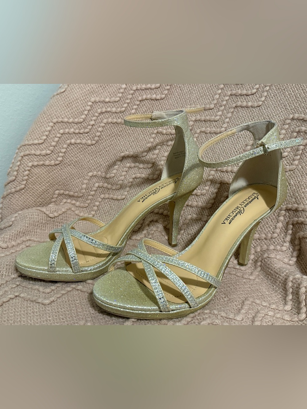 American Glamour Badgley Mischka Gold Glitter Rhinestone Strappy Heels Size 8